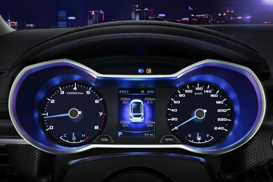  Emgrand GS Sport 2016 года  (фото 9 из 17)